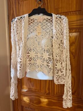 Solitaire Cream Long Sleeve Crochet Open Cardigan